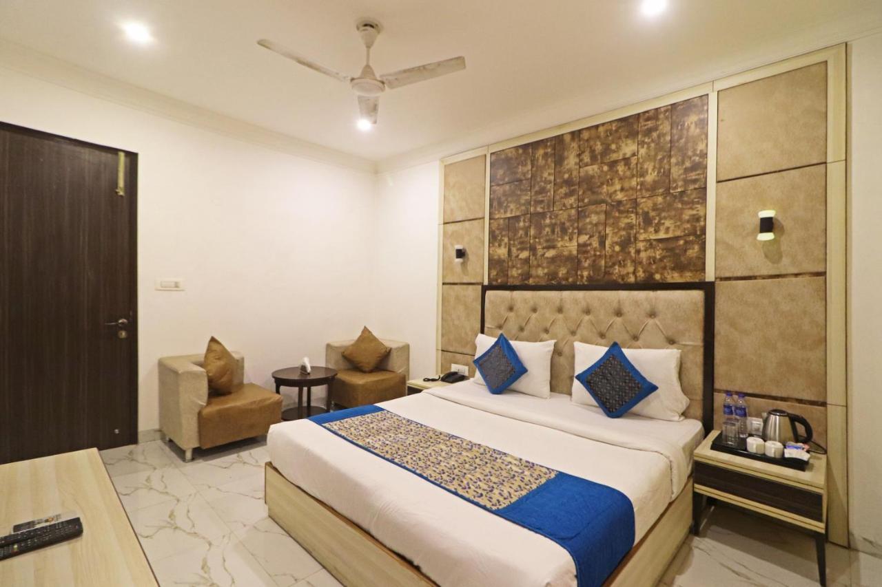 Hotel Almora Near Delhi Airport Nové Dillí Exteriér fotografie