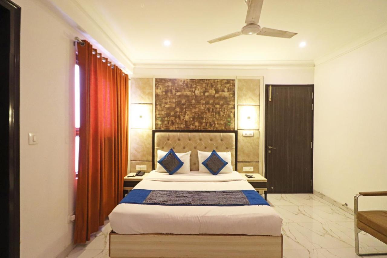 Hotel Almora Near Delhi Airport Nové Dillí Exteriér fotografie