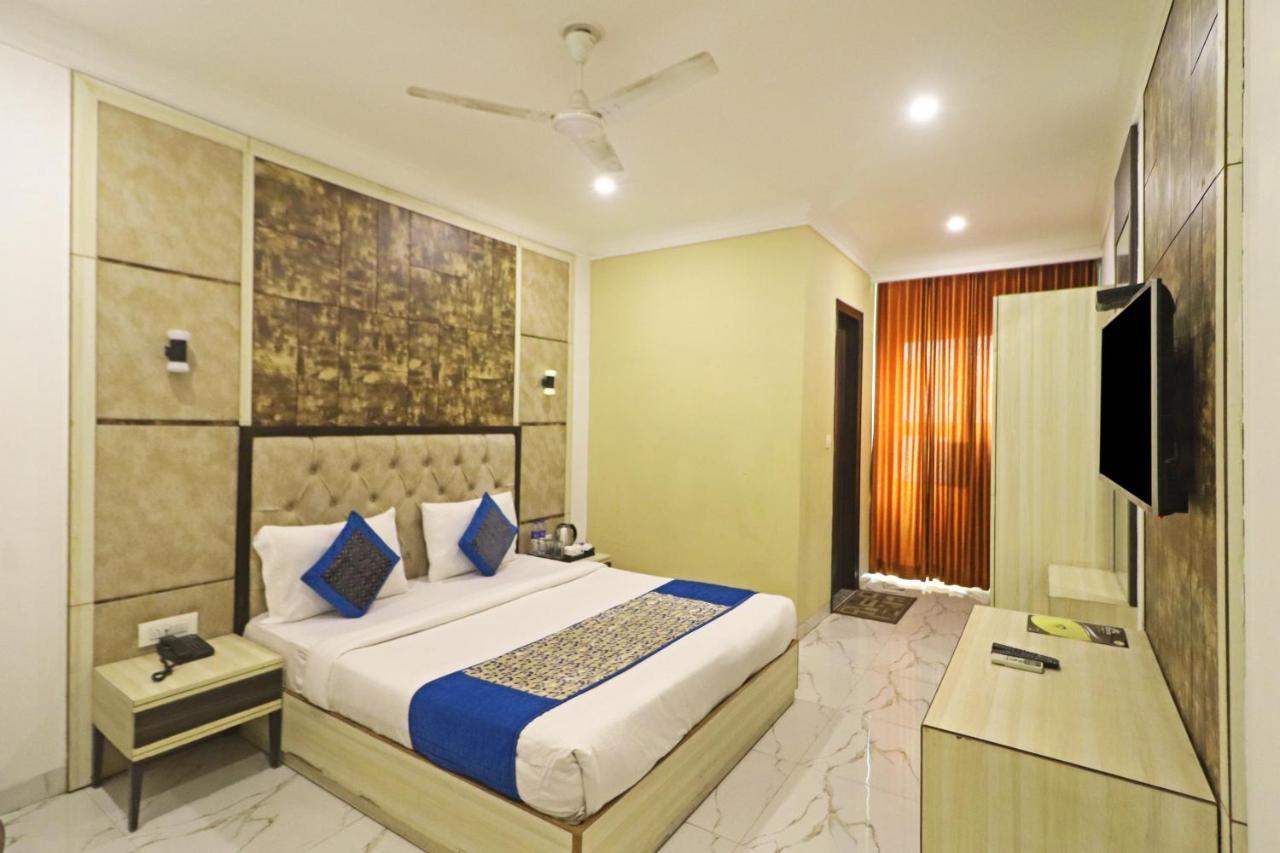 Hotel Almora Near Delhi Airport Nové Dillí Exteriér fotografie