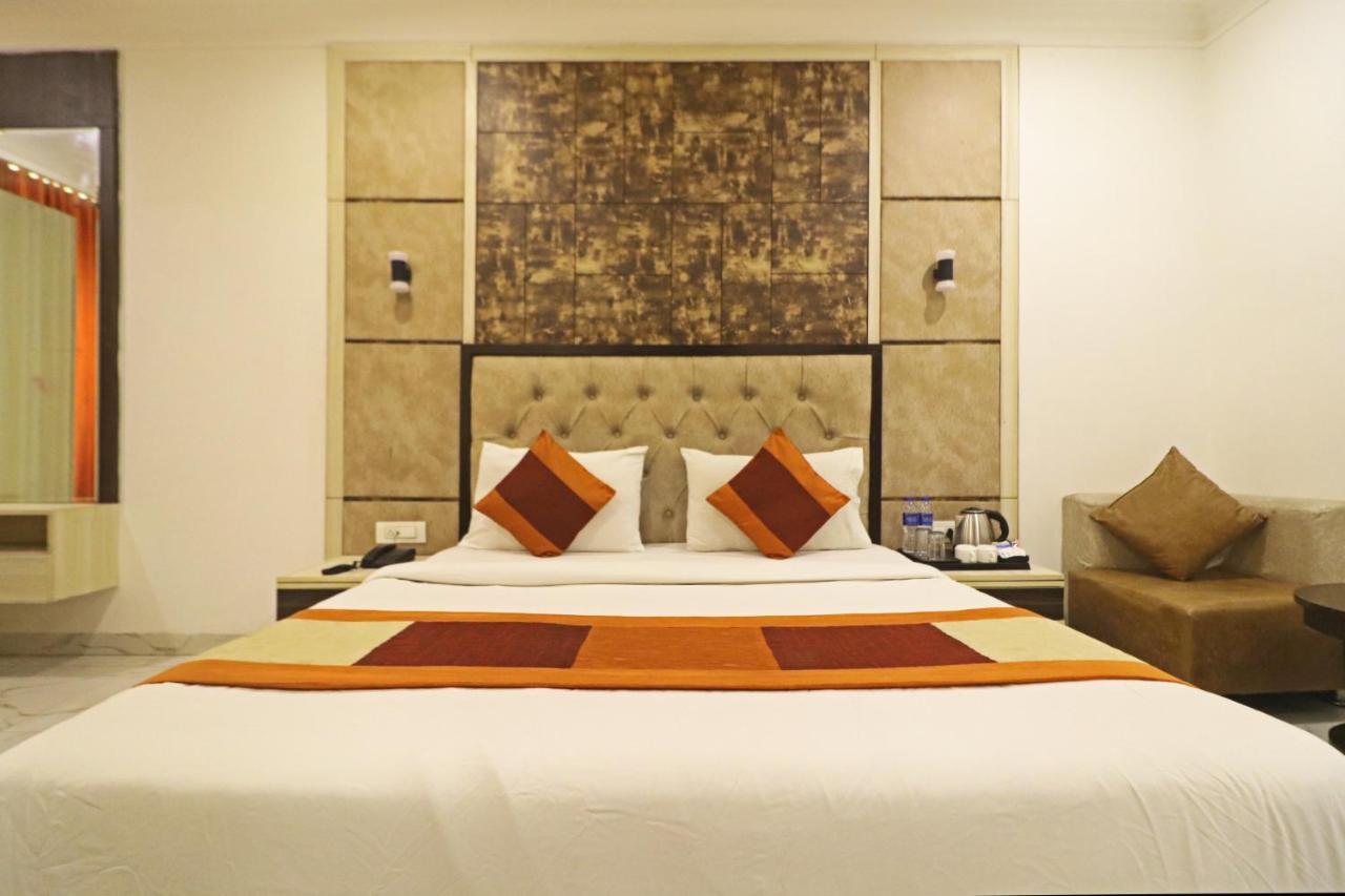 Hotel Almora Near Delhi Airport Nové Dillí Exteriér fotografie
