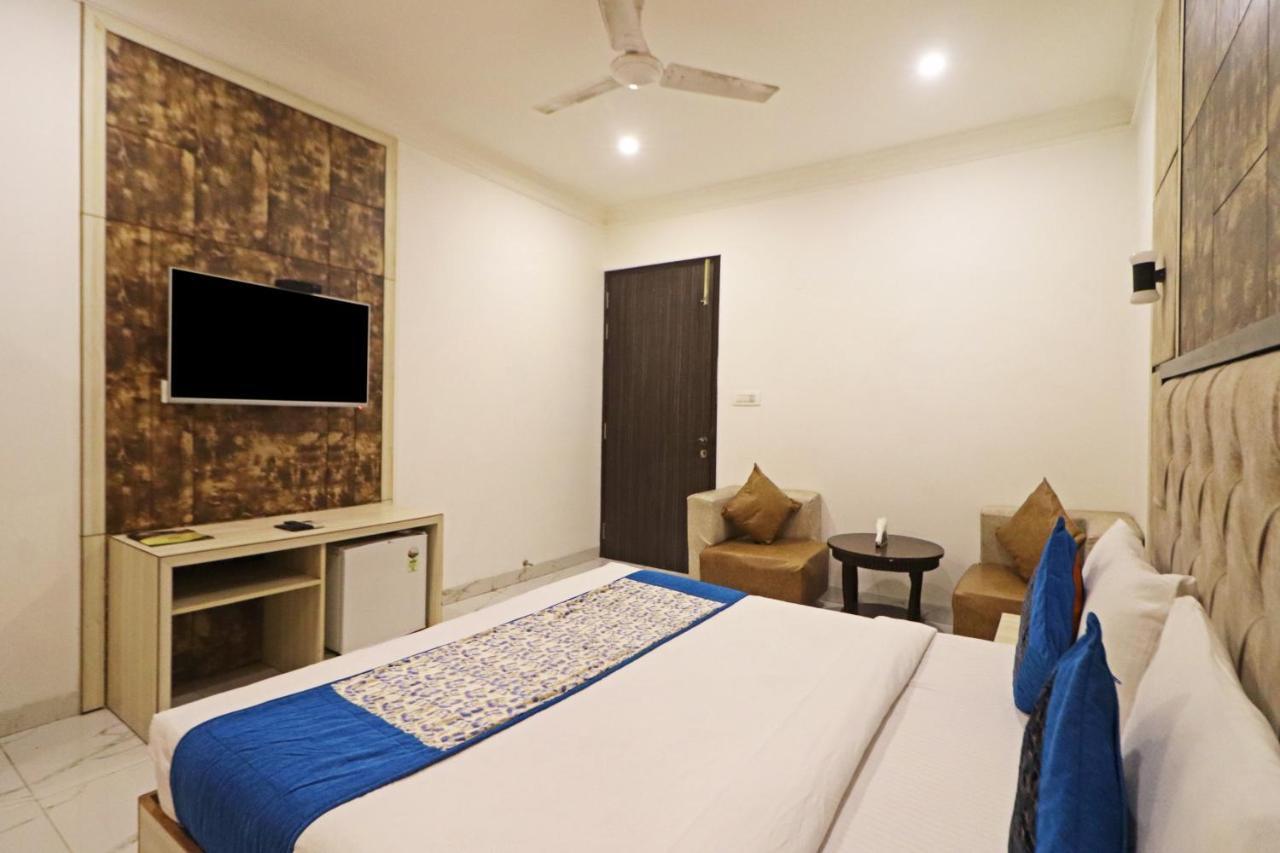 Hotel Almora Near Delhi Airport Nové Dillí Exteriér fotografie