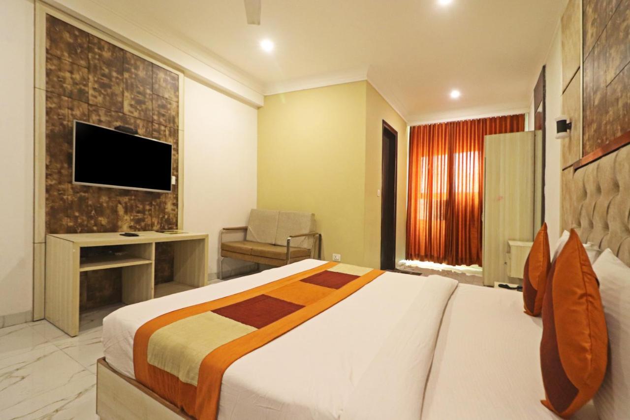 Hotel Almora Near Delhi Airport Nové Dillí Exteriér fotografie