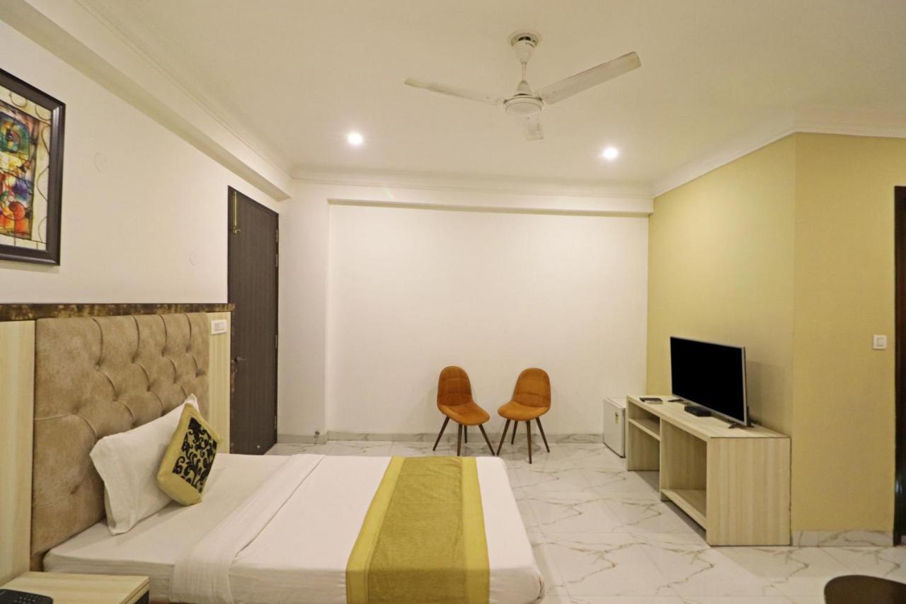 Hotel Almora Near Delhi Airport Nové Dillí Exteriér fotografie